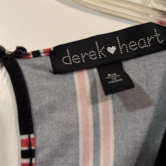 Derek Heart long sleeve jumpsuit for women. Size M - Picture 5 of 7